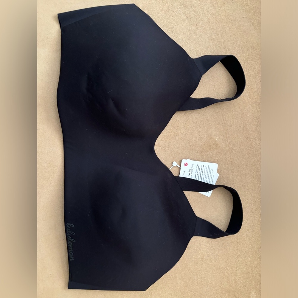 Lululemon Hold True black bra new with tags 38D